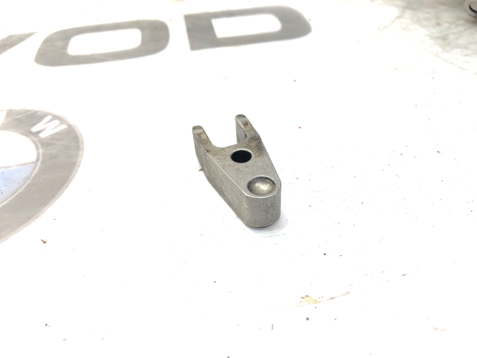 Кронштейн топливной форсунки, 500 рублей, Москва