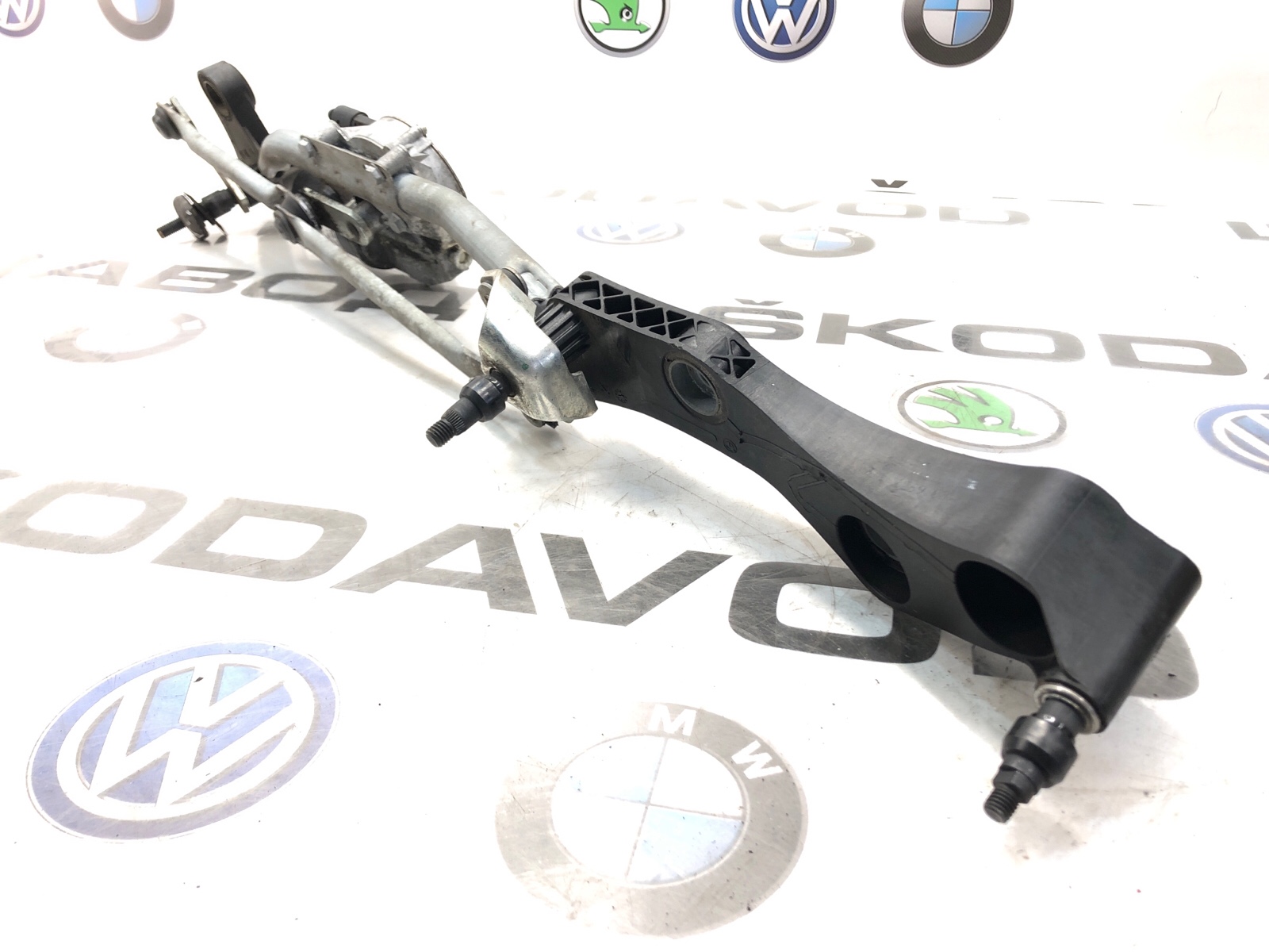 Трапеция дворников, 10000 рублей, Москва