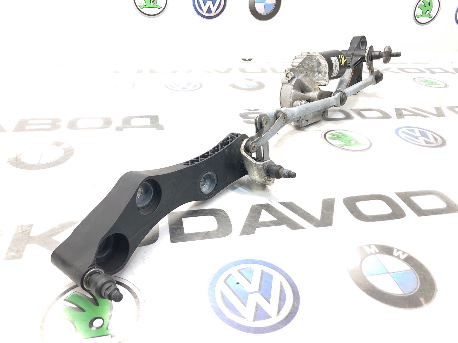 Трапеция дворников, 10000 рублей, Москва