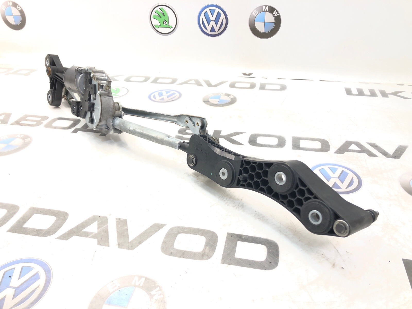 Трапеция дворников, 10000 рублей, Москва