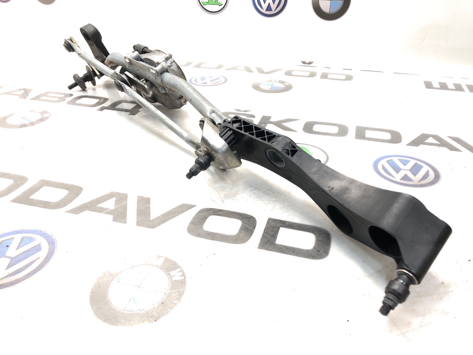 Трапеция дворников, 10000 рублей, Москва