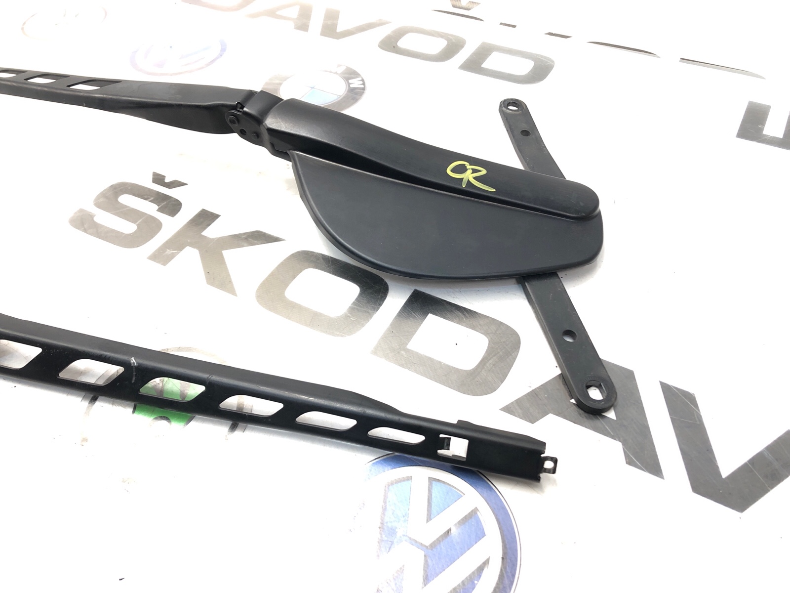 Поводки дворника комплект, 8000 рублей, Москва