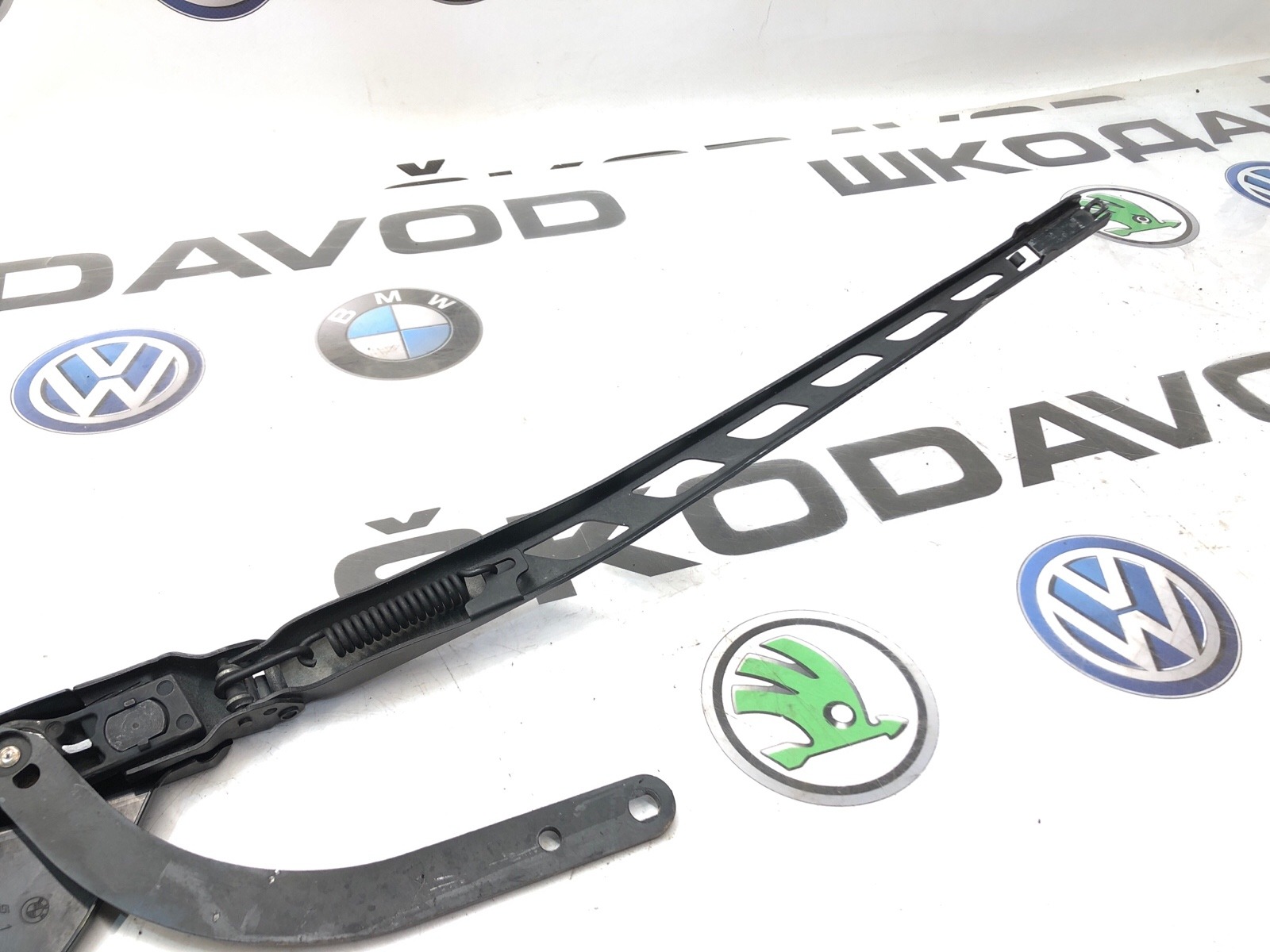 Поводки дворника комплект, 8000 рублей, Москва