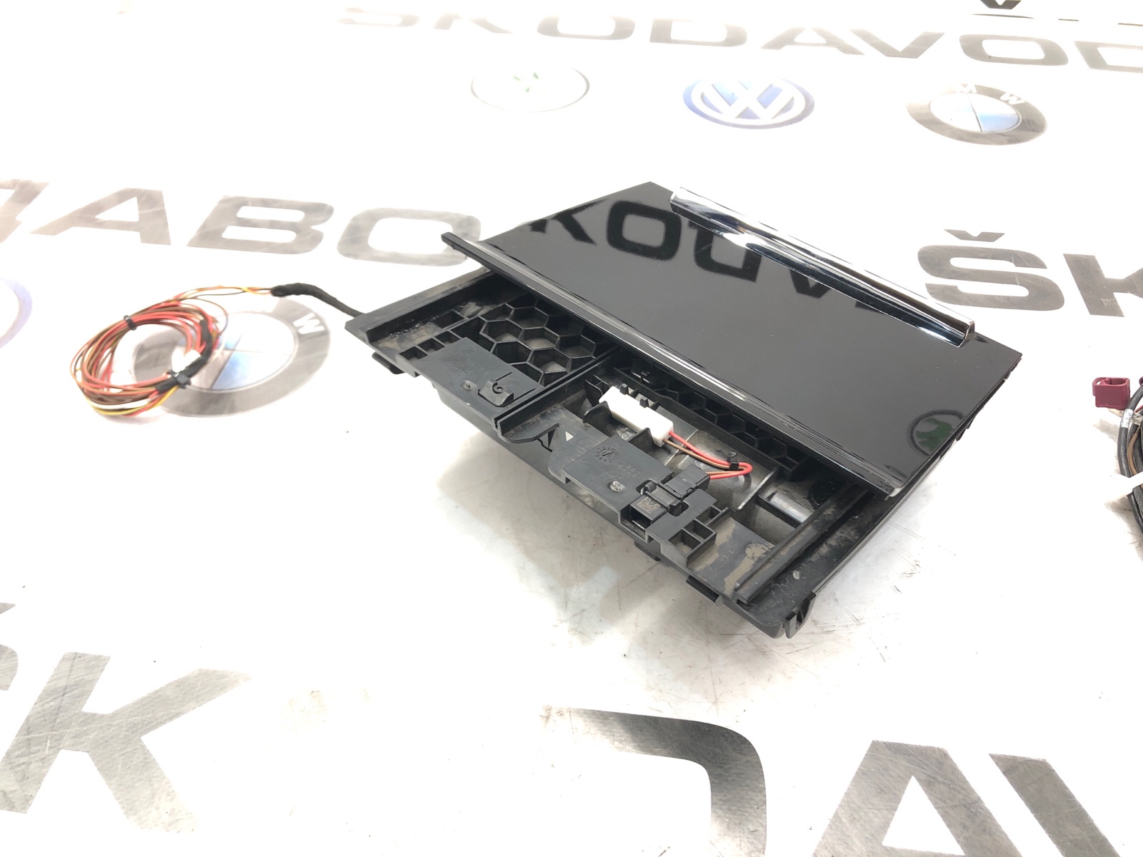 Беспроводная зарядка, 20000 рублей, Москва