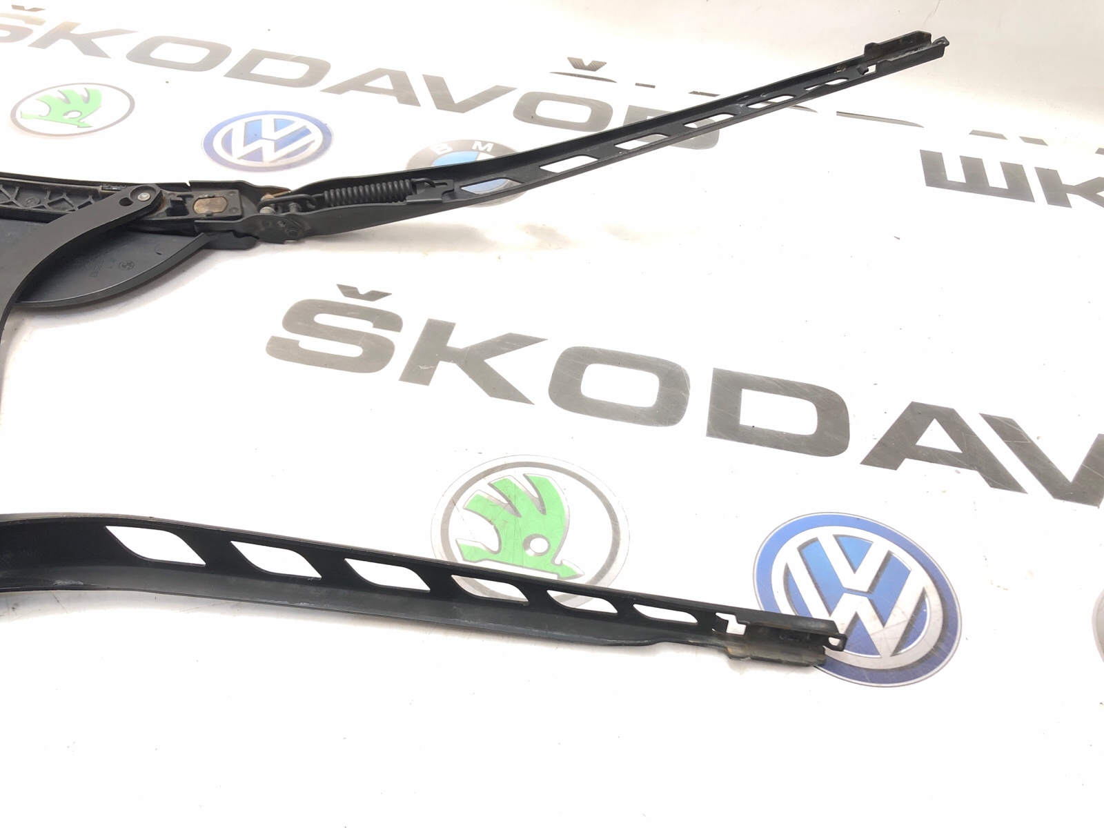 Поводки дворника комплект, 8000 рублей, Москва