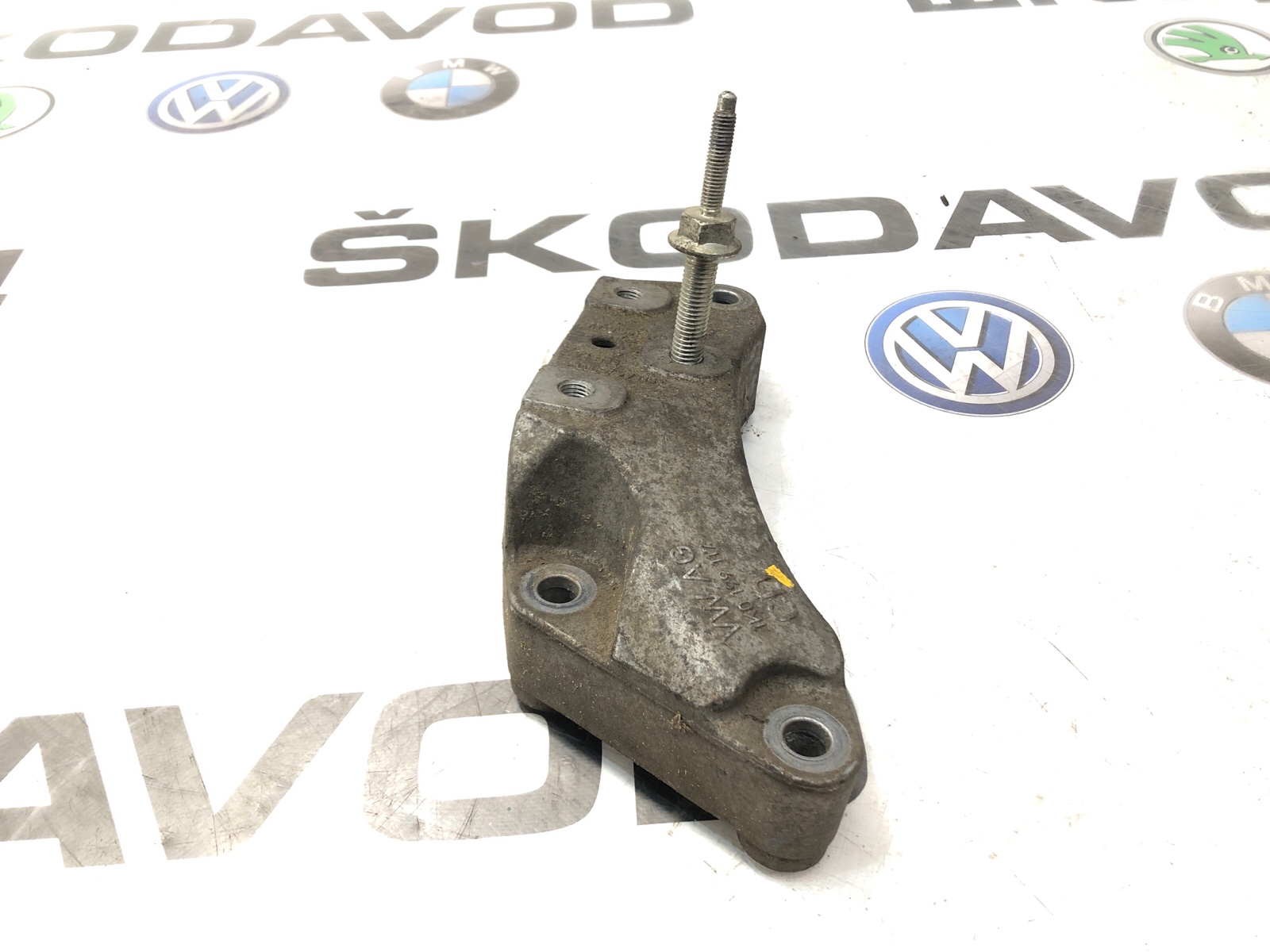 Кронштейн МКПП, 1000 рублей, Москва