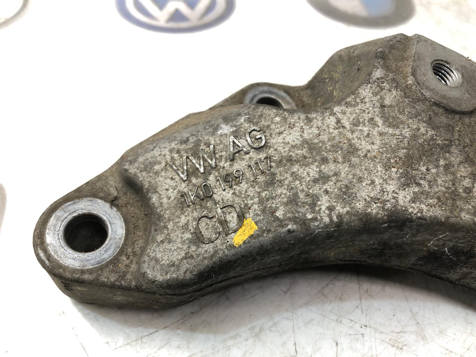 Кронштейн МКПП, 1000 рублей, Москва