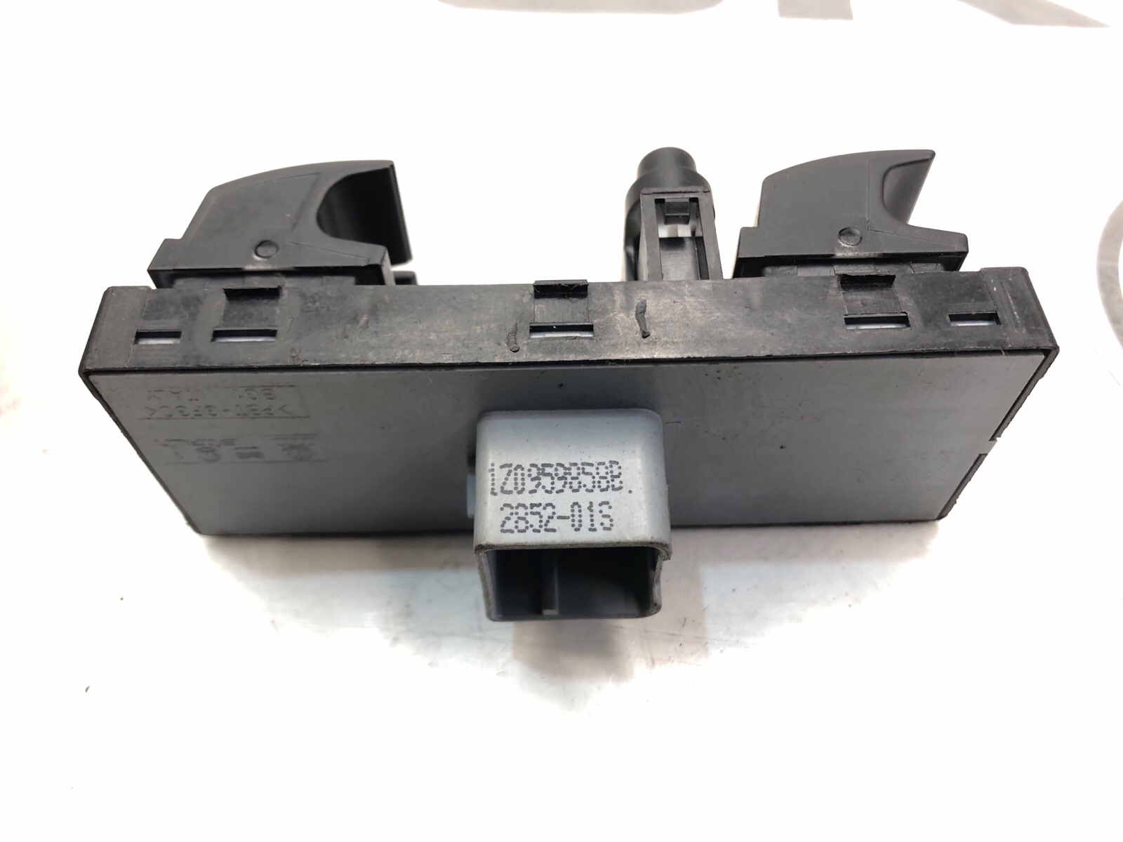 Блок управления стеклоподъемниками, 2000 рублей, Москва