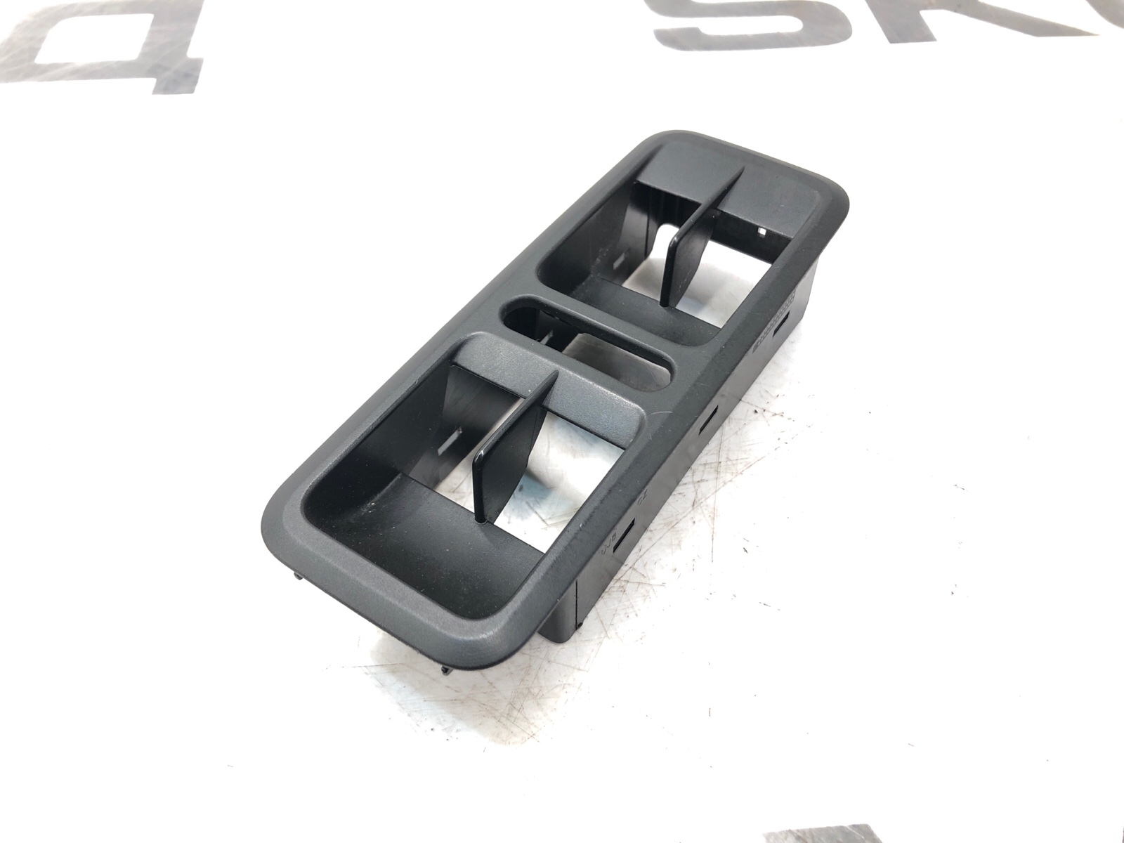 Накладка блока управления стеклоподъемников, 1000 рублей, Москва