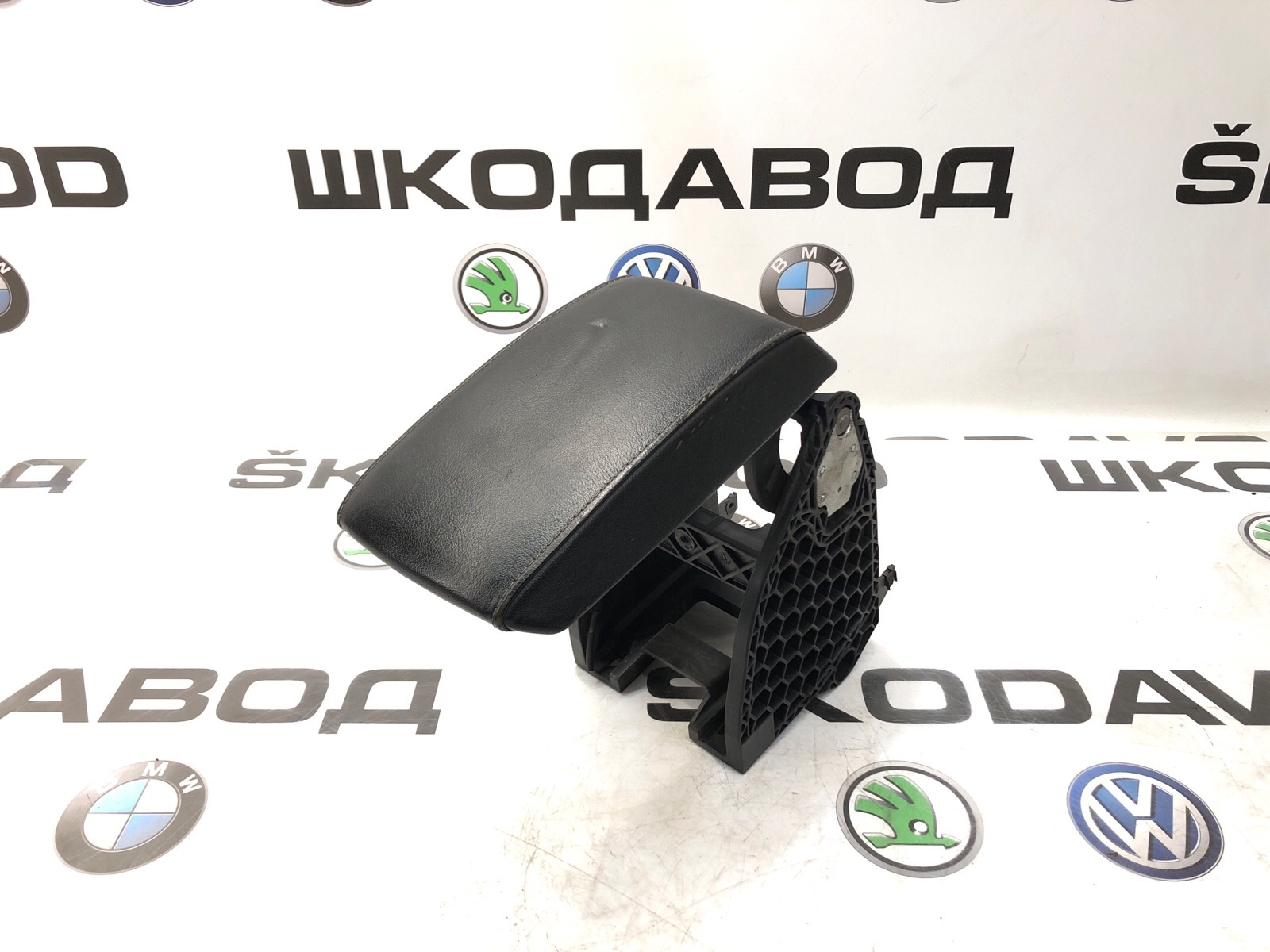 подлокотник, 5000 рублей, Москва