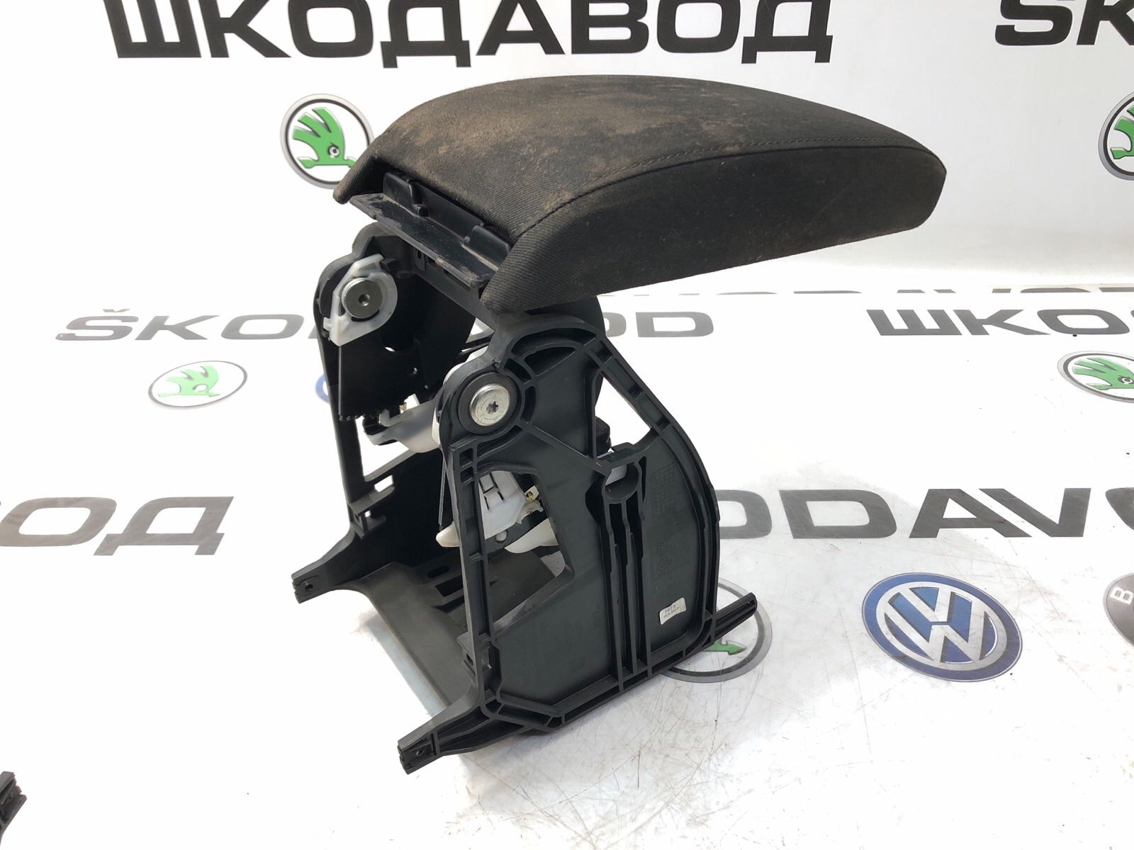 подлокотник, 3000 рублей, Москва