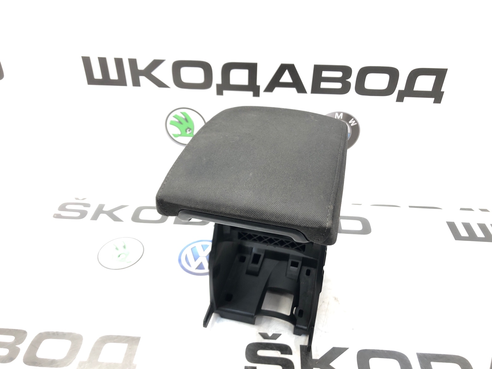 подлокотник, 3000 рублей, Москва