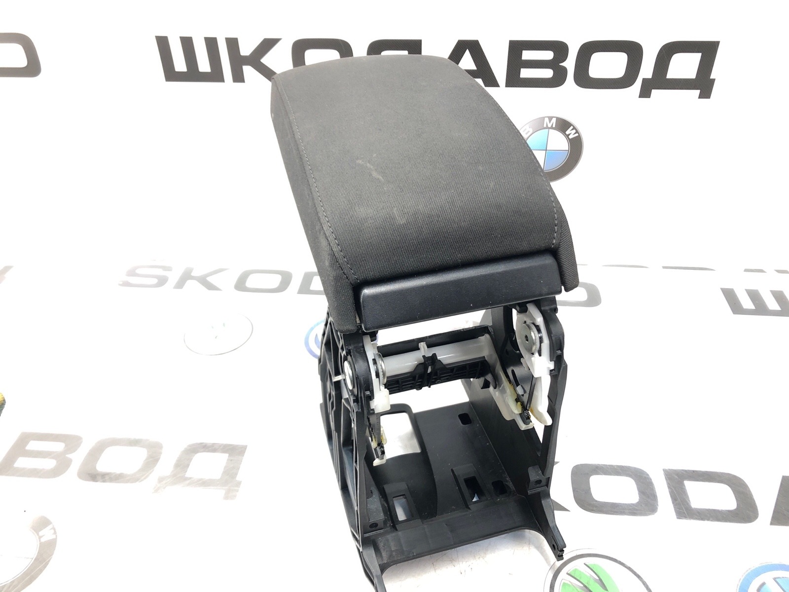 подлокотник, 3000 рублей, Москва