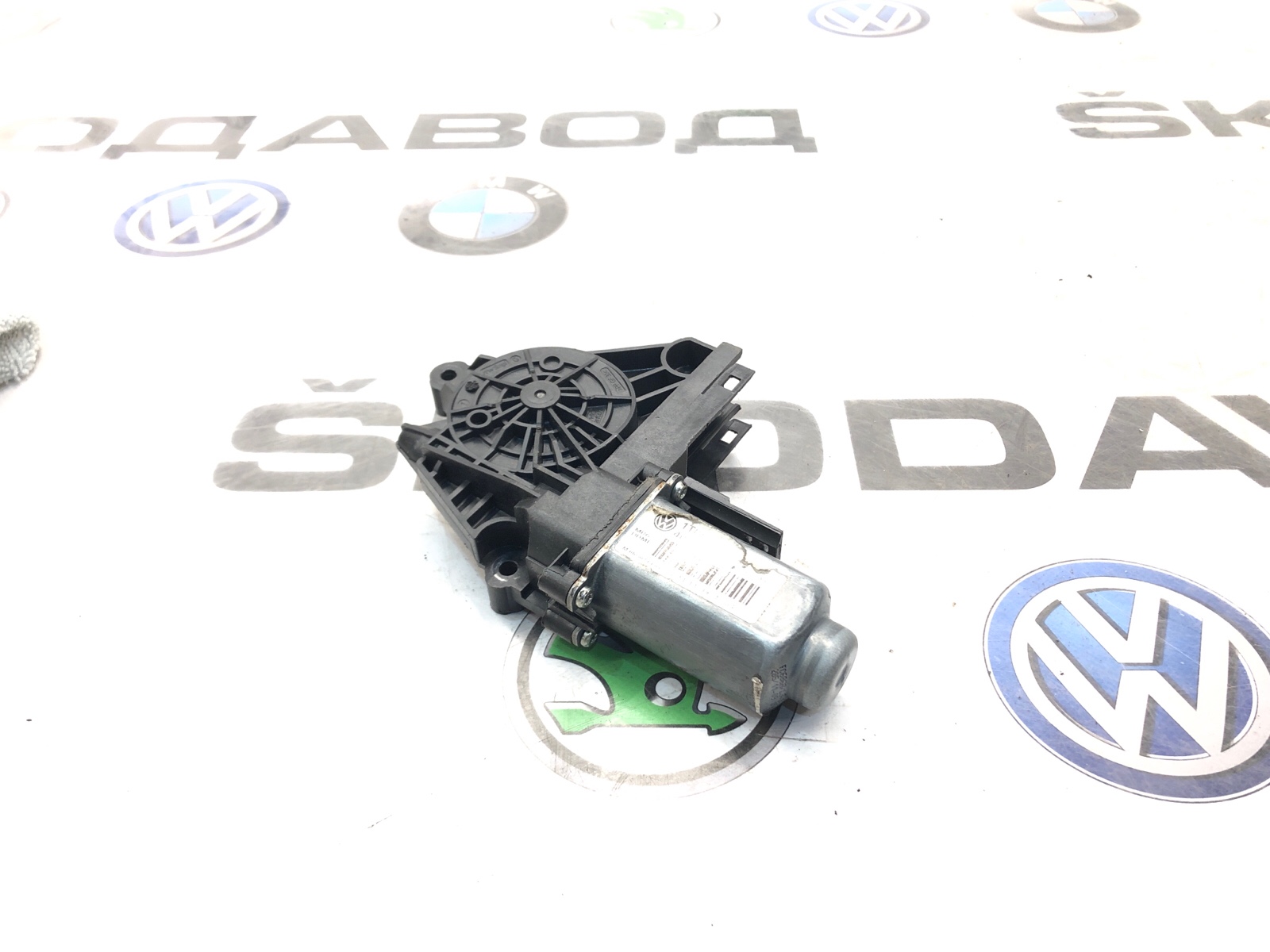 мотор стеклоподъемника, 4500 рублей, Москва