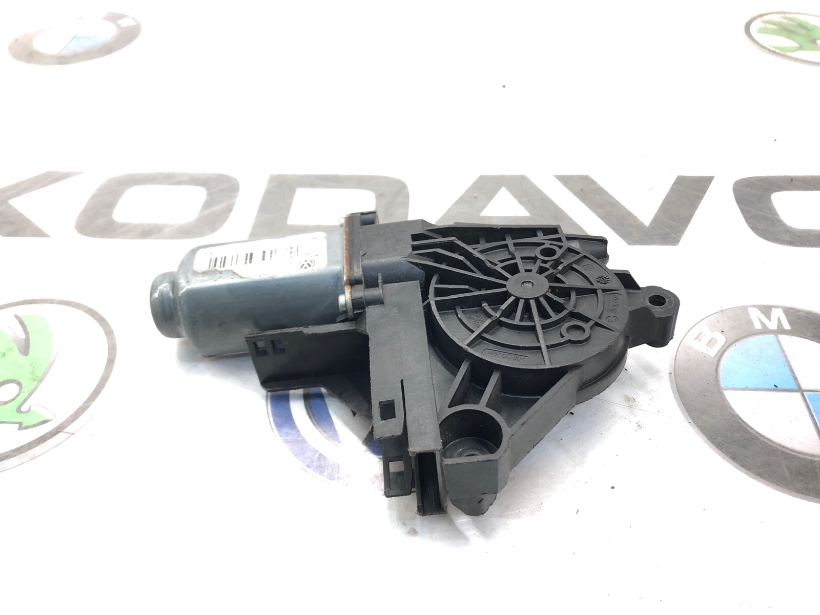 мотор стеклоподъемника, 4500 рублей, Москва