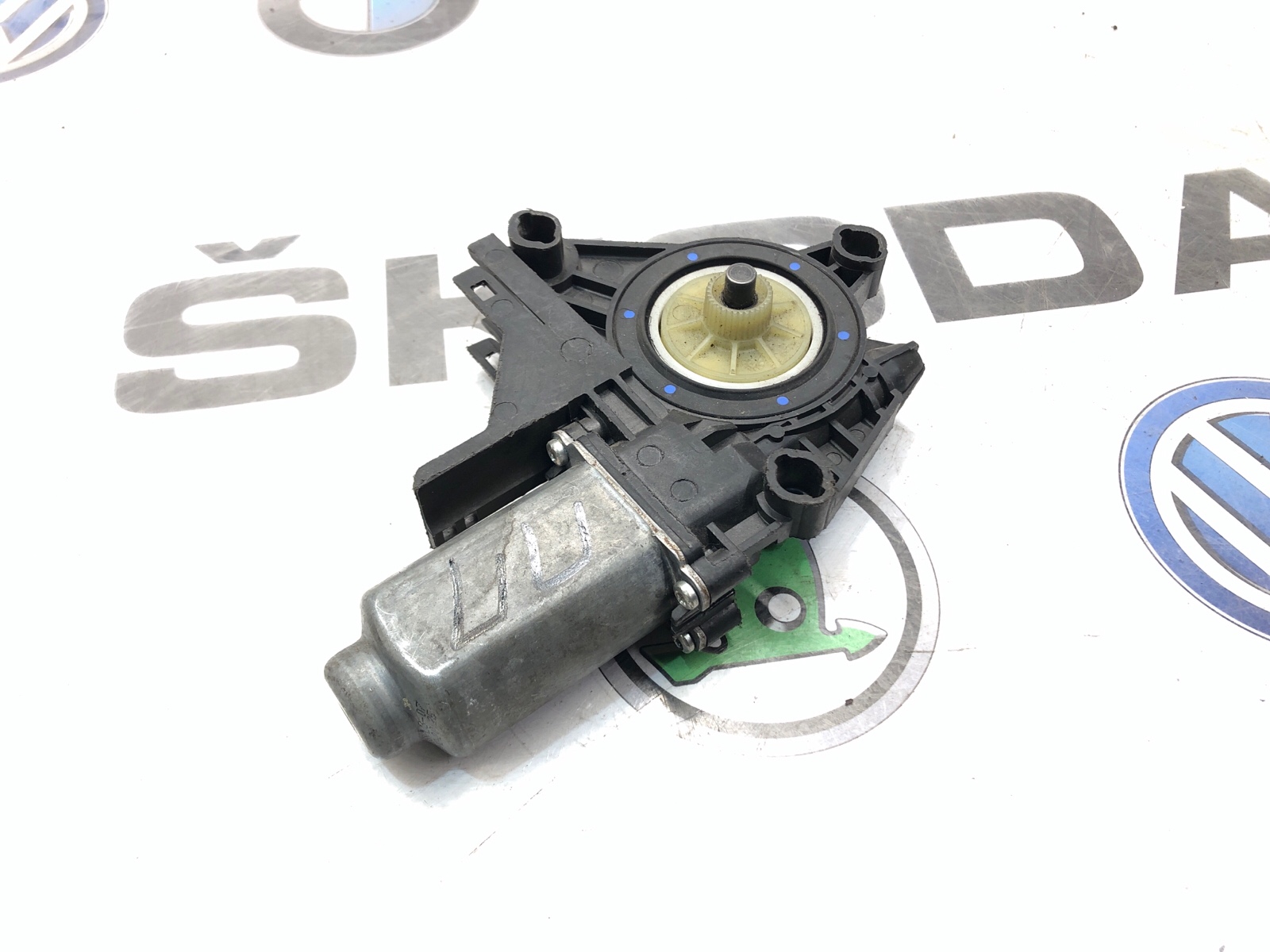 мотор стеклоподъемника, 4500 рублей, Москва