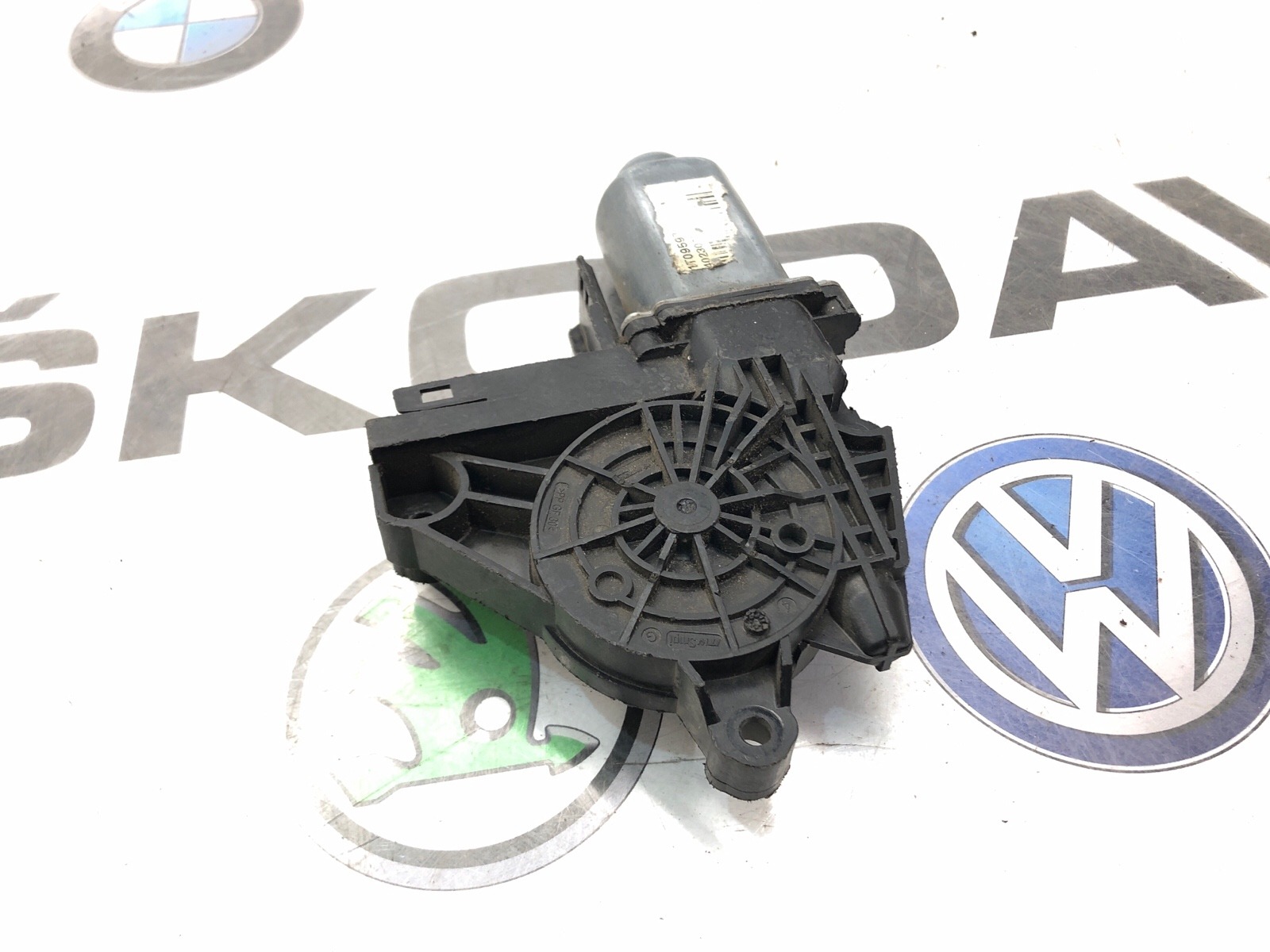 мотор стеклоподъемника, 4500 рублей, Москва