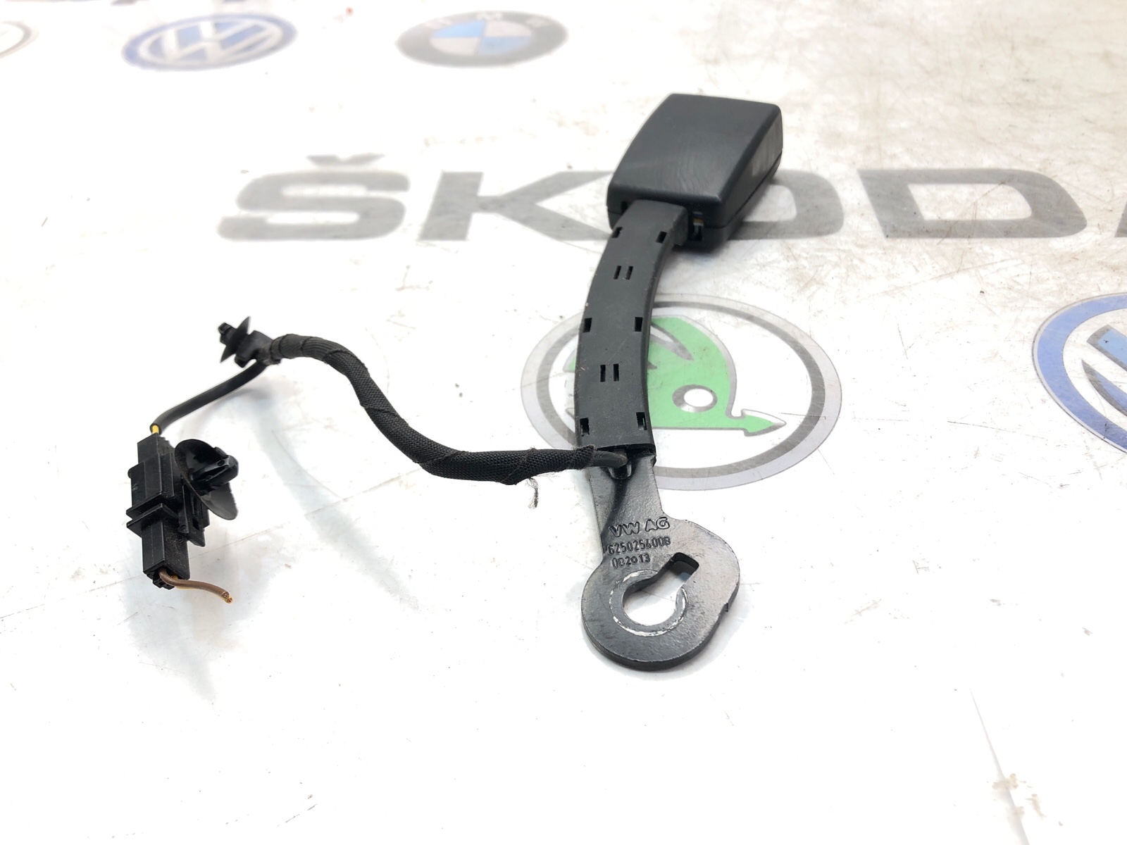 Замок ремня безопасности, 2000 рублей, Москва