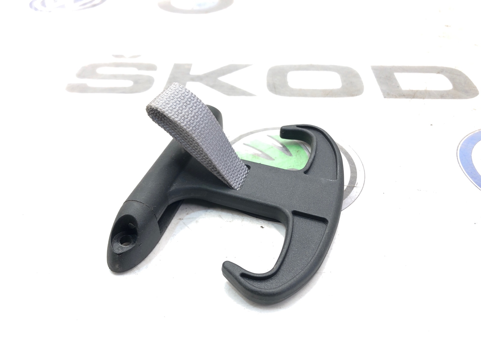 Крючок в багажник, 1000 рублей, Москва