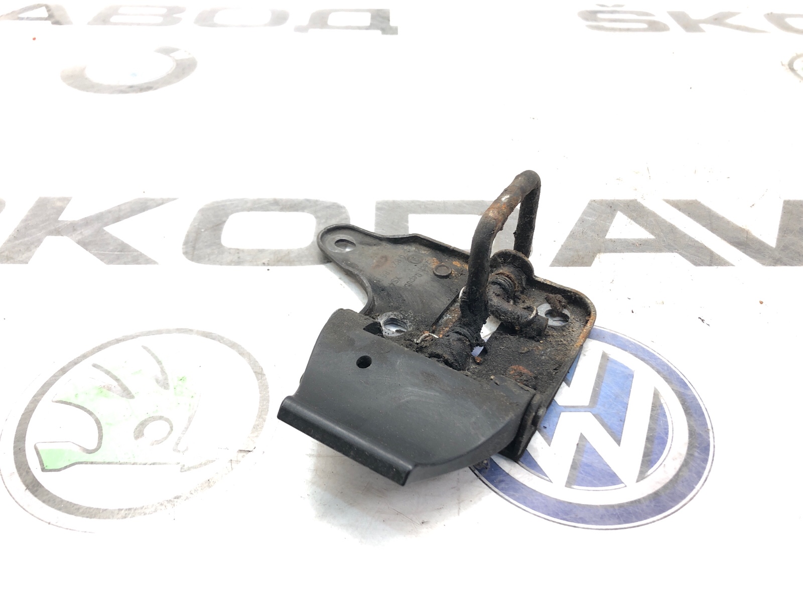 крюк капота, 2000 рублей, Москва