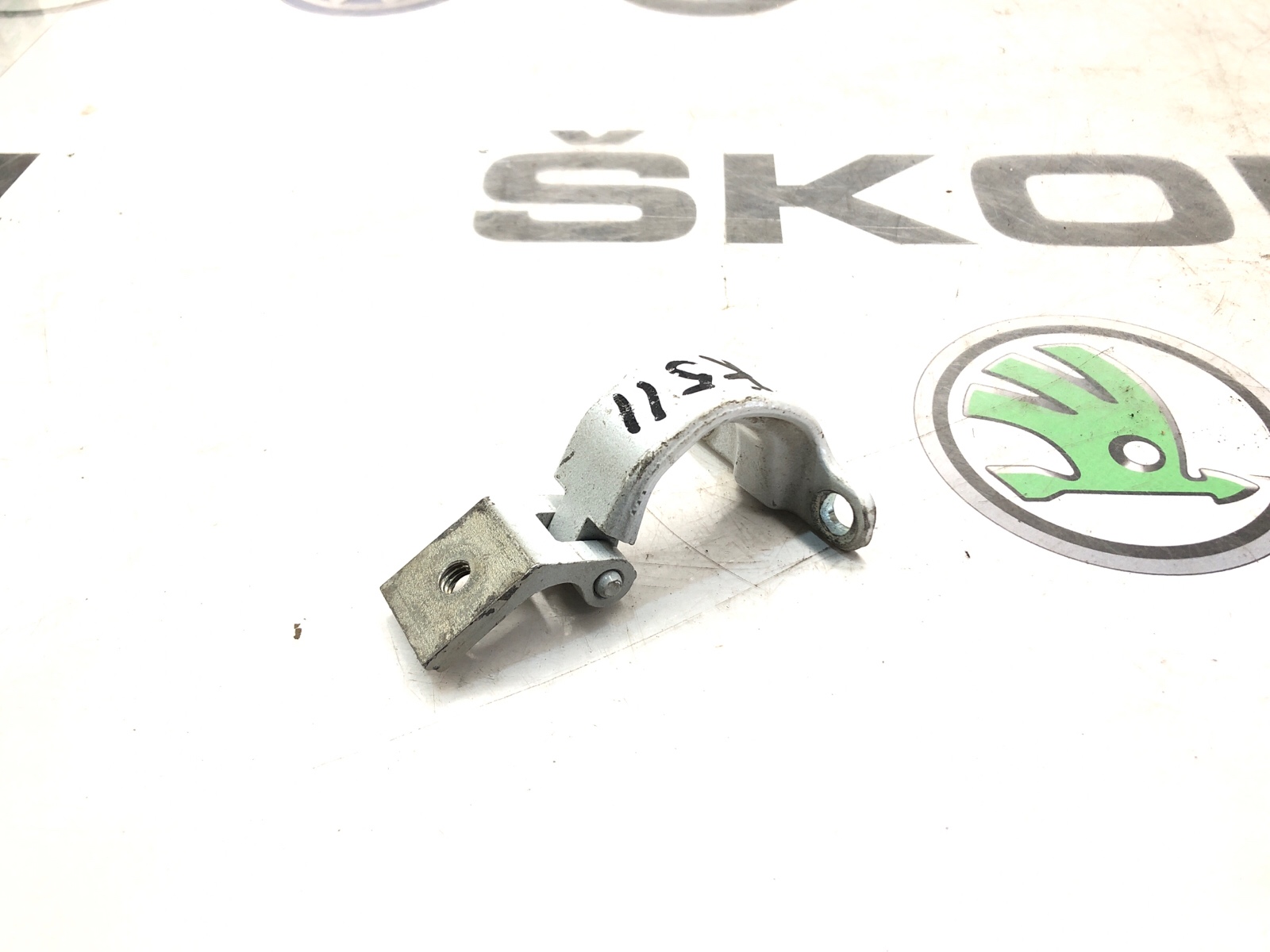 Петля крышки багажника, 1000 рублей, Москва