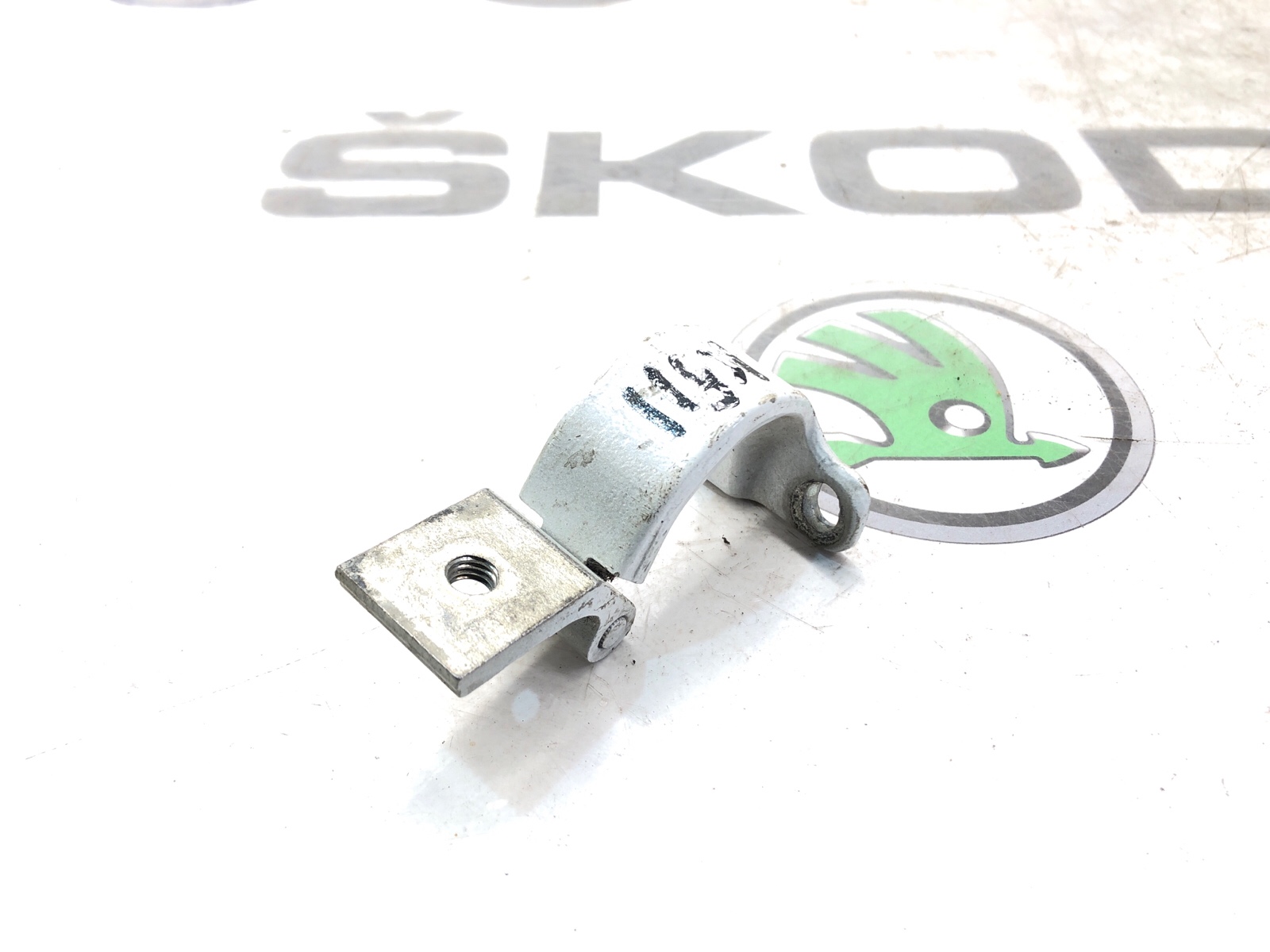 Петля крышки багажника, 1000 рублей, Москва