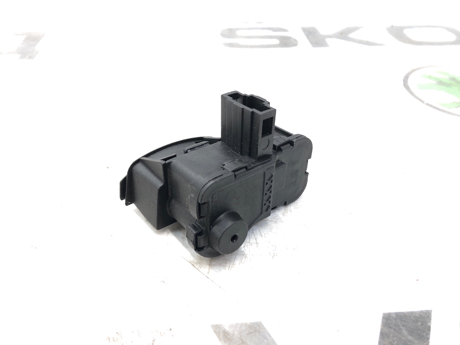 Активатор лючка бензобака, 1500 рублей, Москва