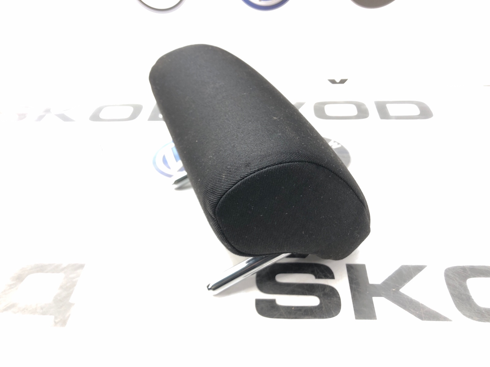 Подголовник центральный, 1500 рублей, Москва