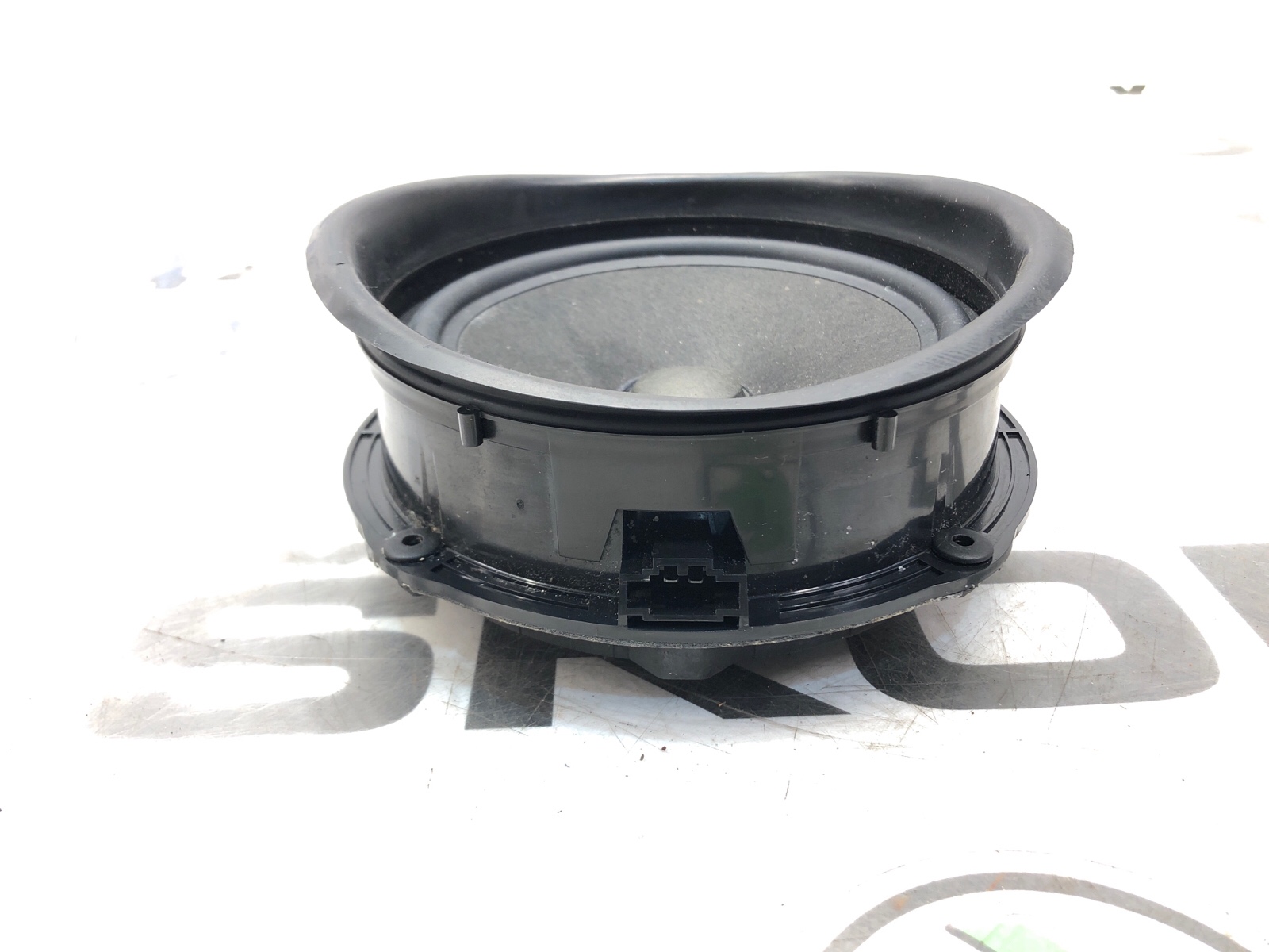 Динамик, 2000 рублей, Москва