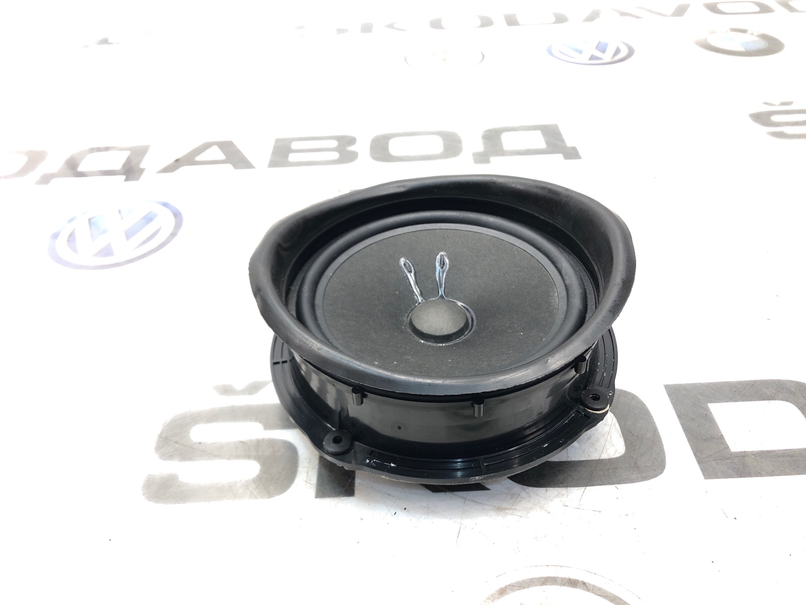 Динамик, 2000 рублей, Москва