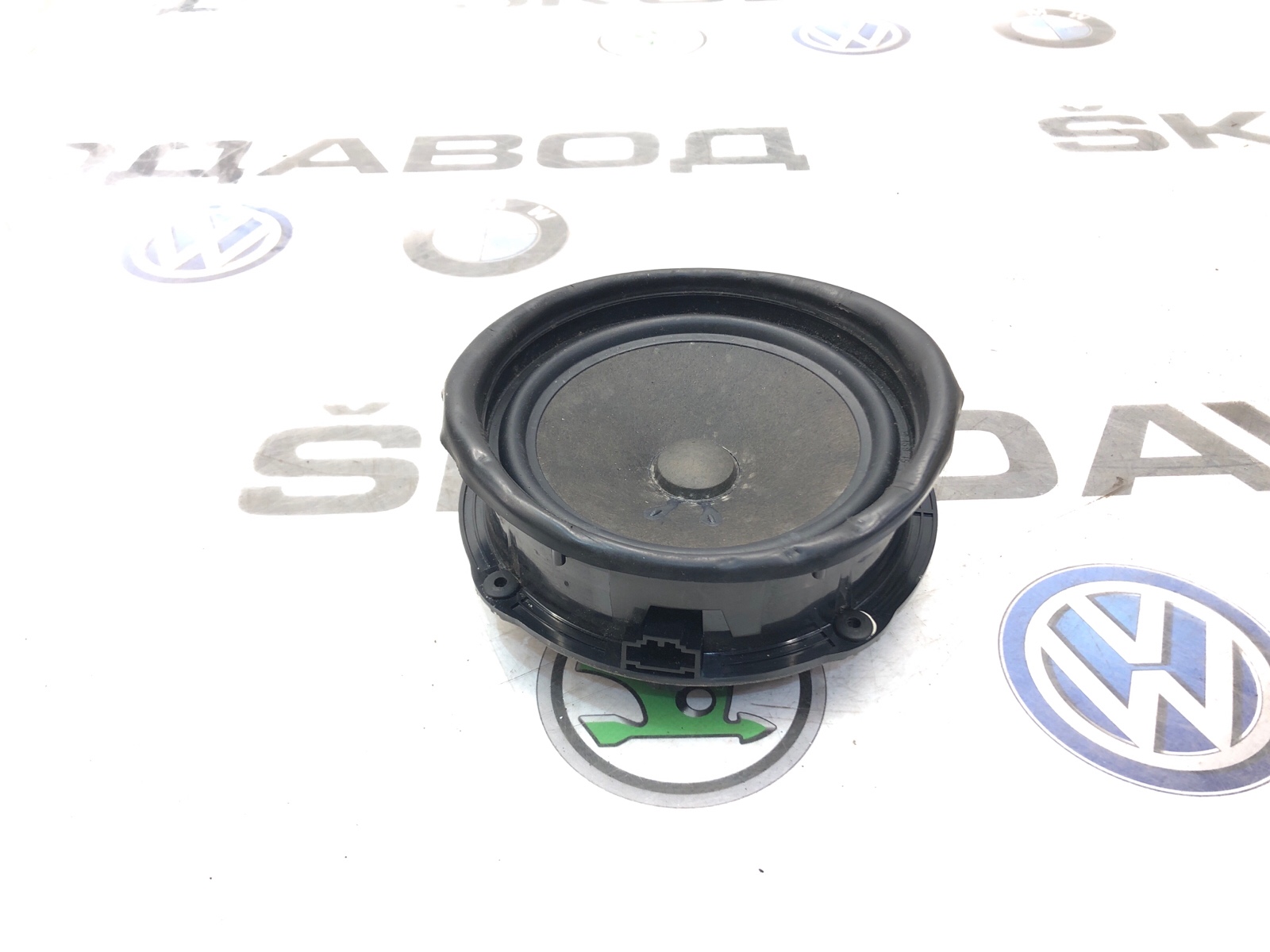 Динамик, 2000 рублей, Москва