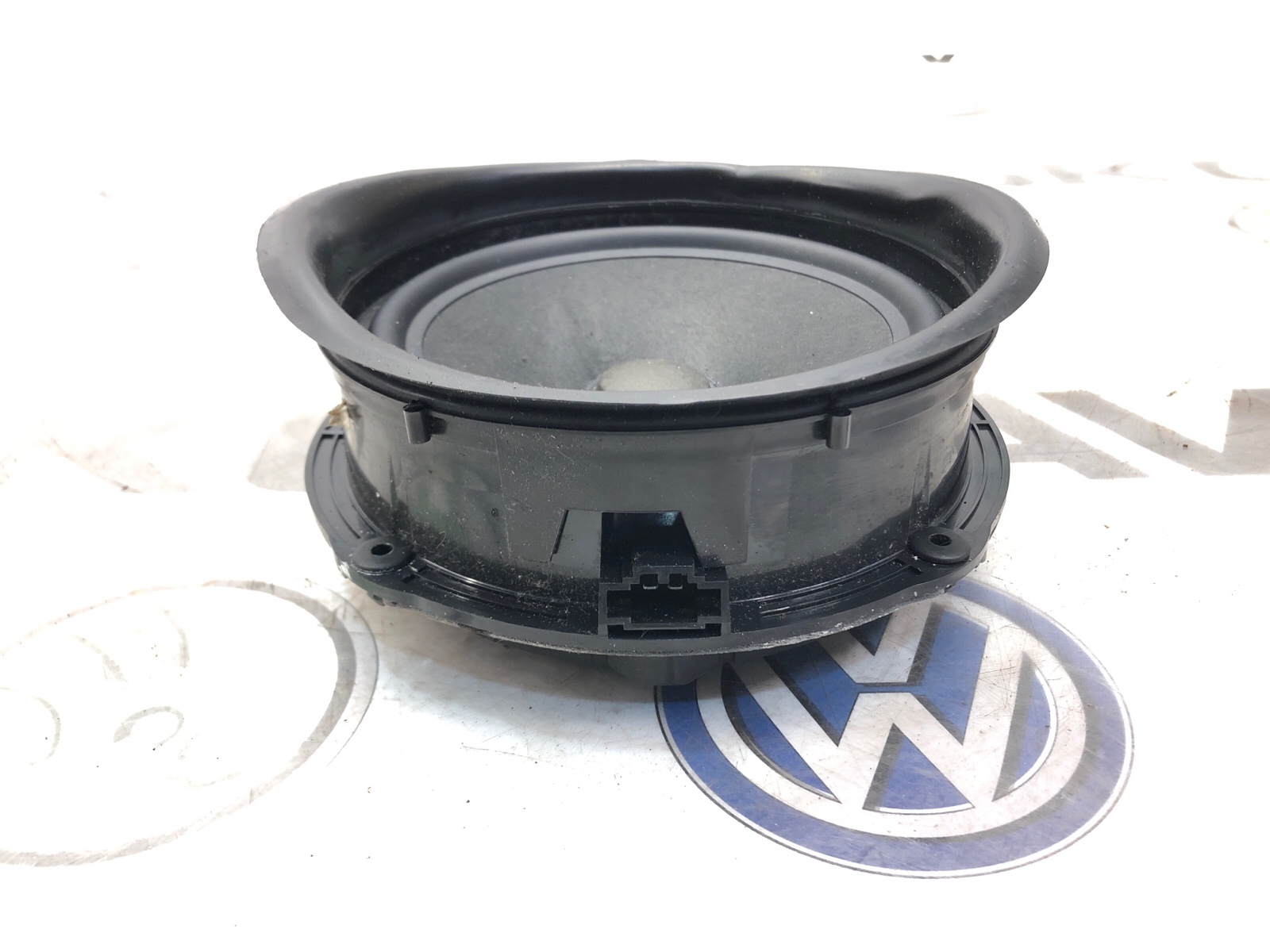 Динамик, 2000 рублей, Москва