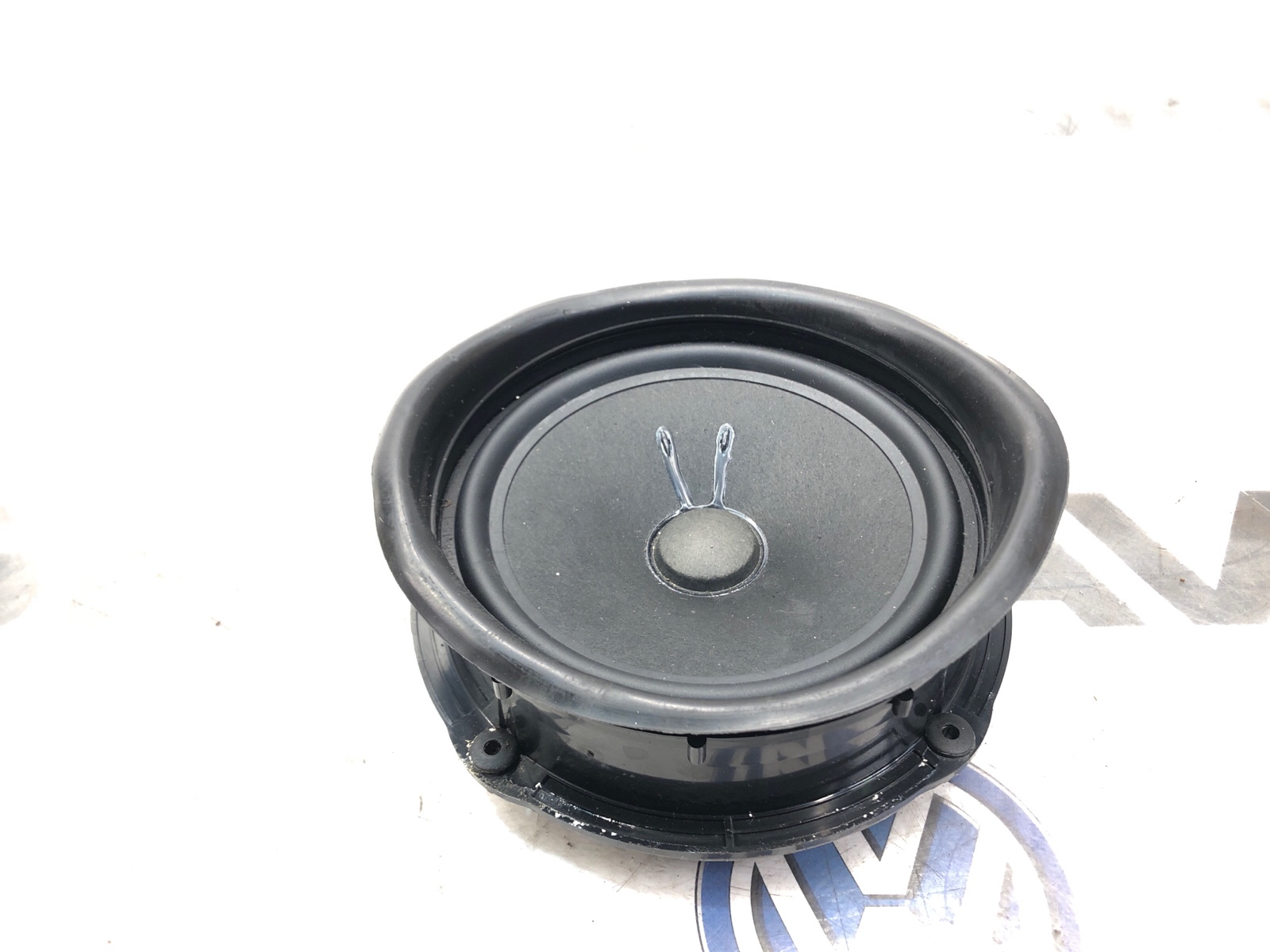 Динамик, 2000 рублей, Москва