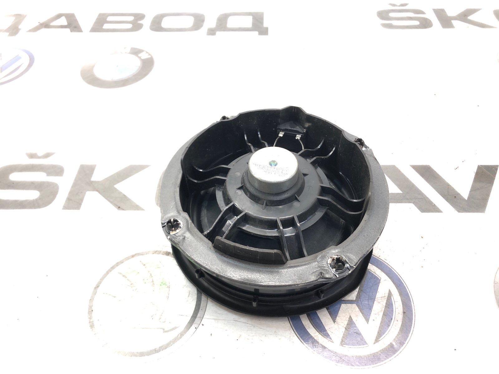 Динамик, 2000 рублей, Москва