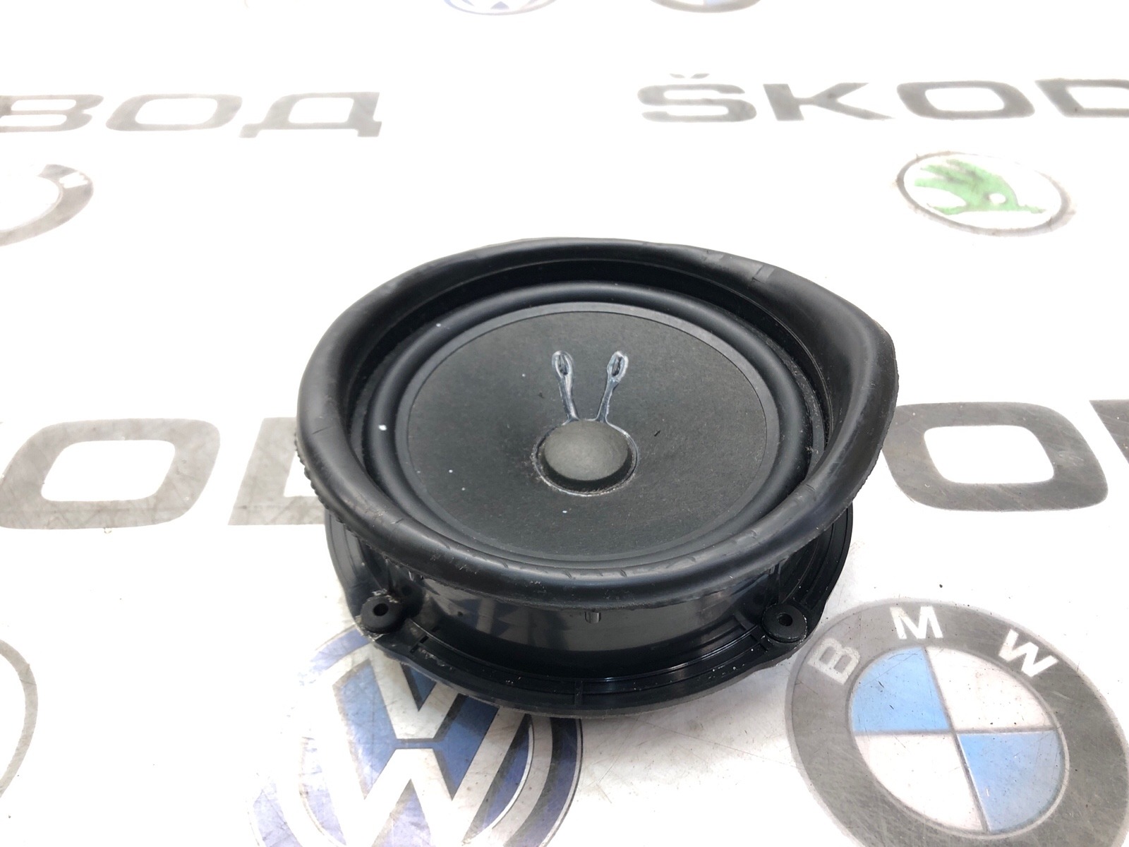 Динамик, 2000 рублей, Москва