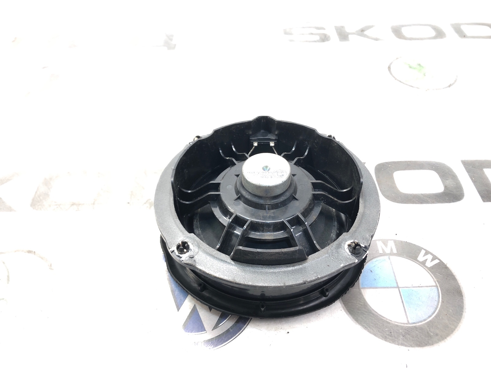 Динамик, 2000 рублей, Москва