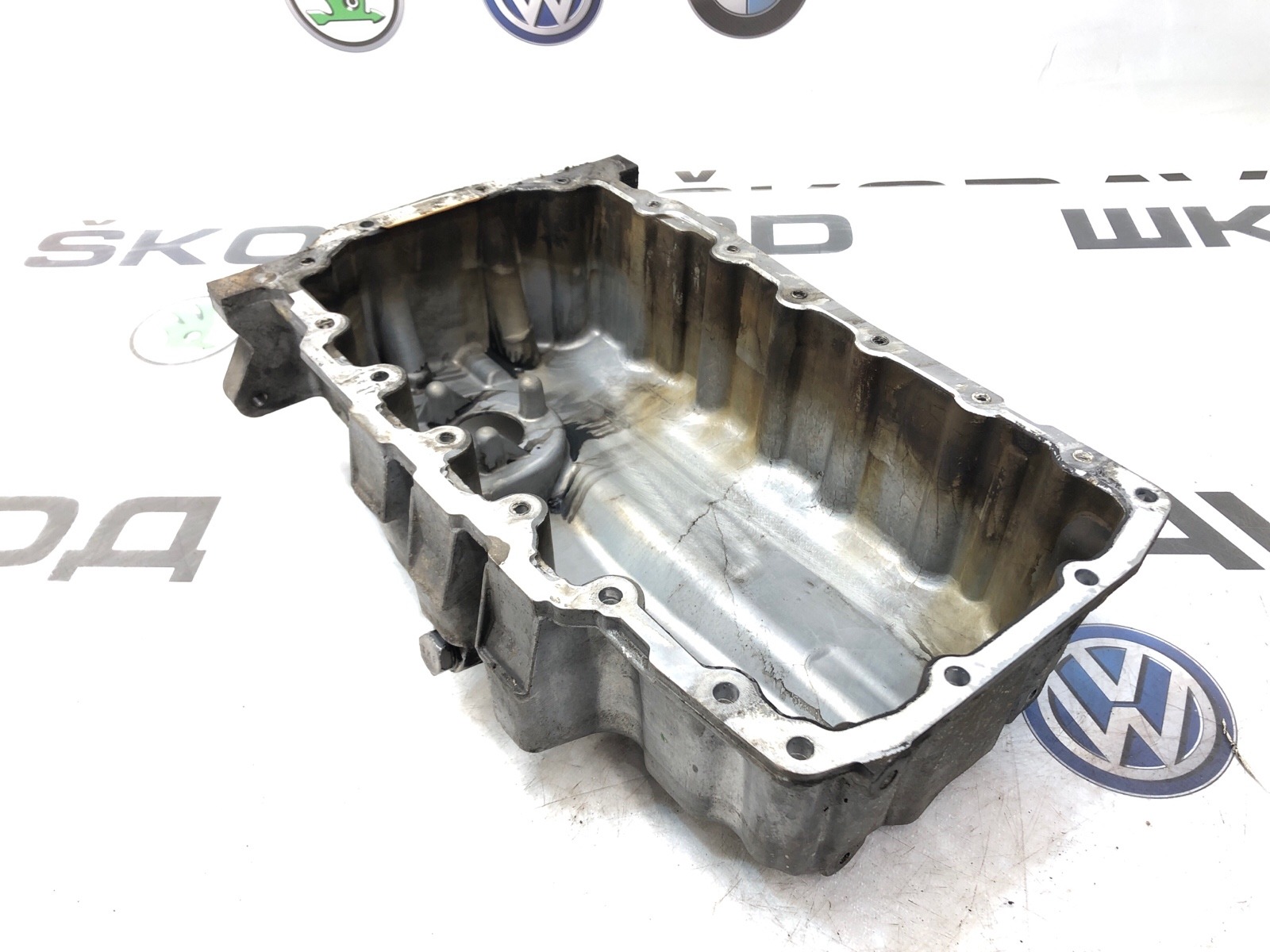 Масляный поддон двигателя, 3000 рублей, Москва