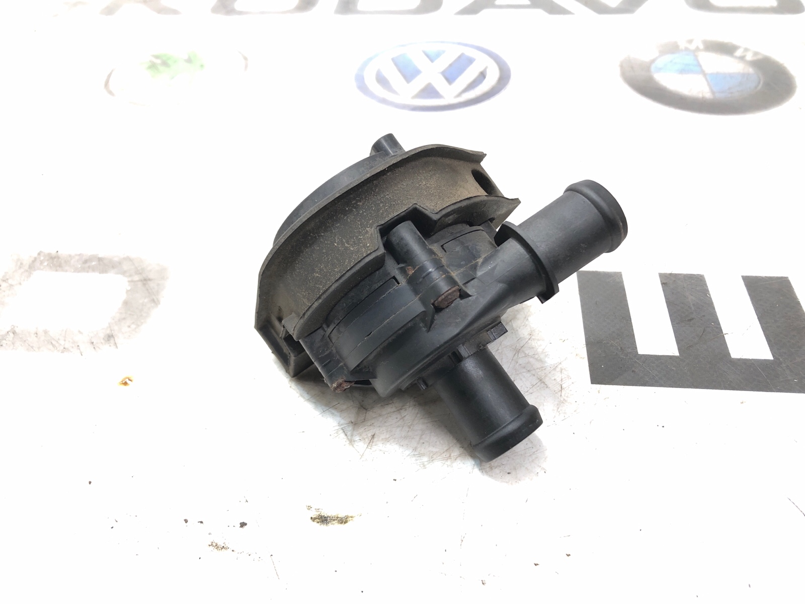 Дополнительная помпа, 2000 рублей, Москва