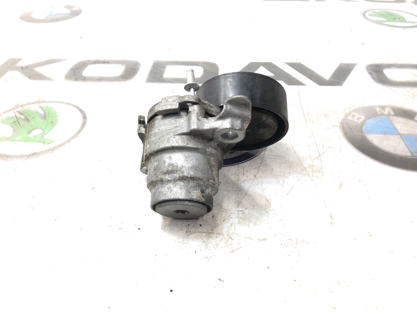 Ролик натяжной ремня генератора, 1000 рублей, Москва