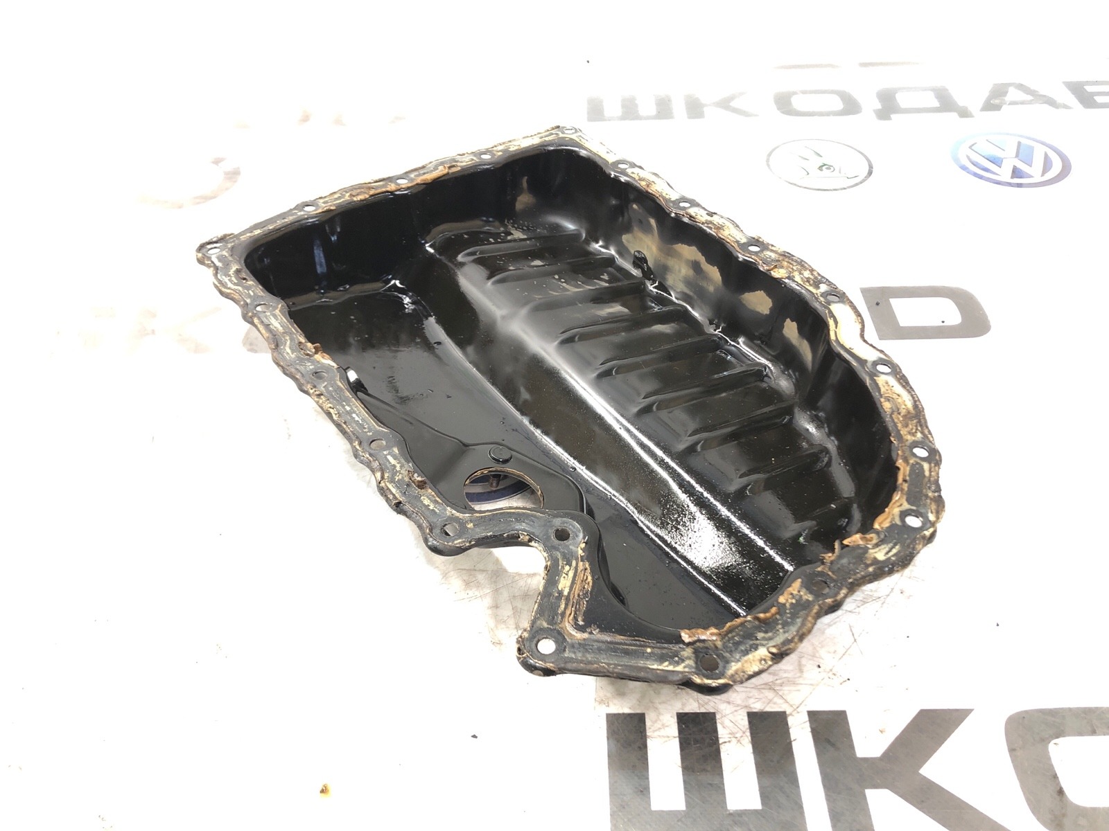 Масляный поддон двигателя, 2000 рублей, Москва