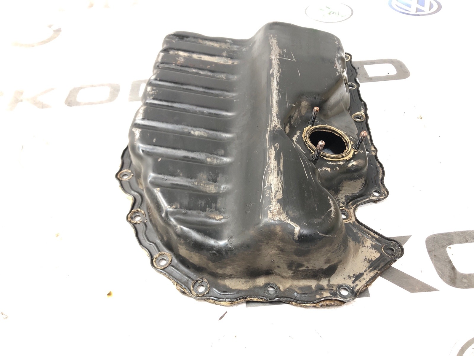 Масляный поддон двигателя, 2000 рублей, Москва