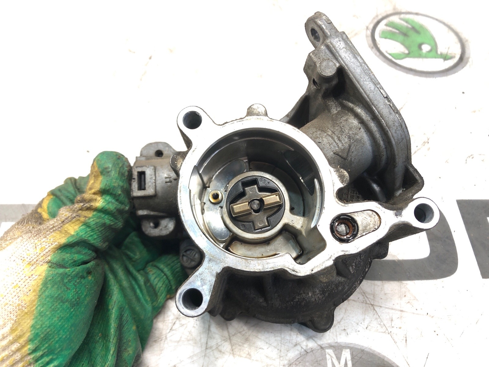 Насос вакуумный, 1500 рублей, Москва