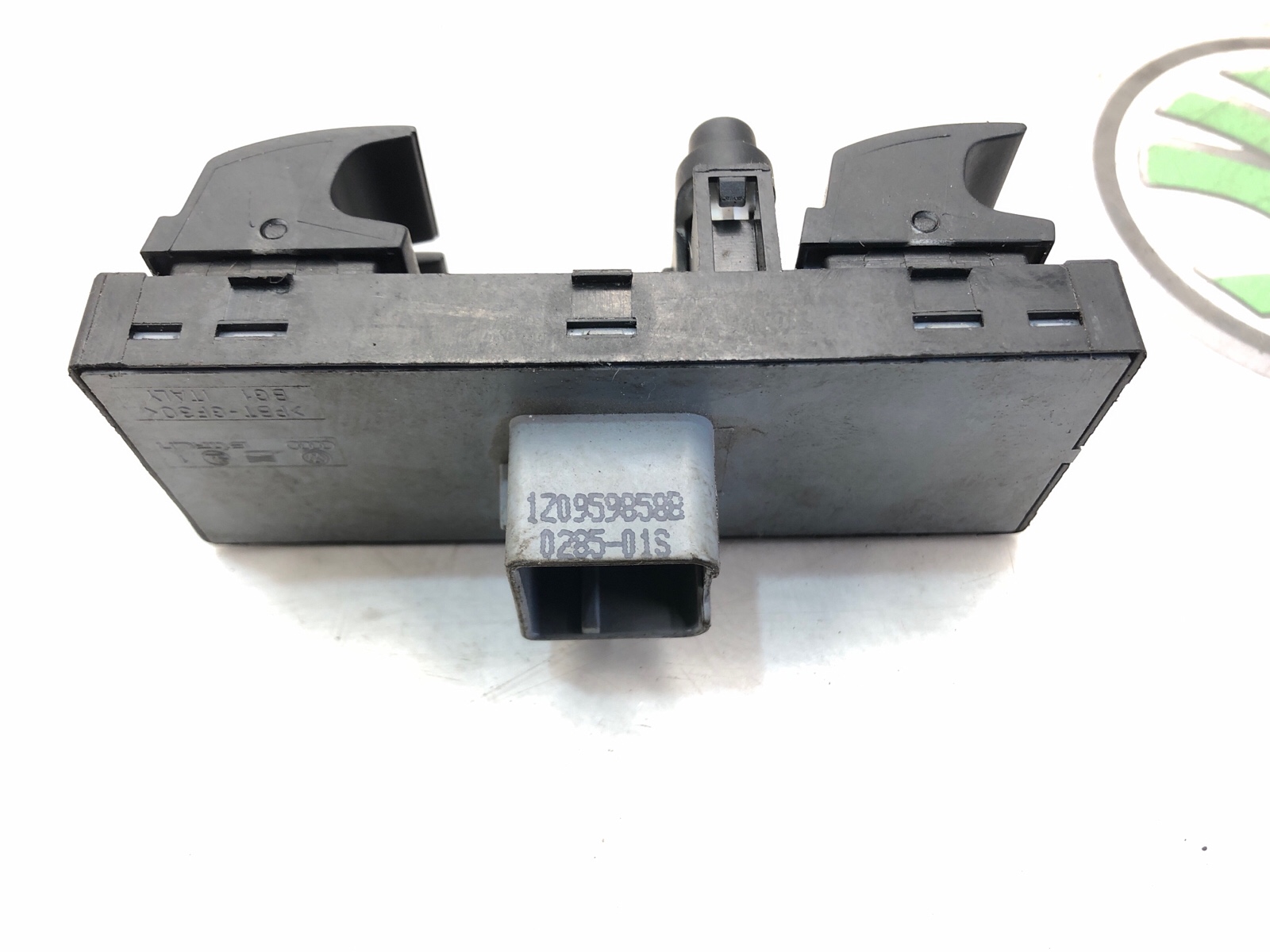 Блок управления стеклоподъемниками, 2000 рублей, Москва