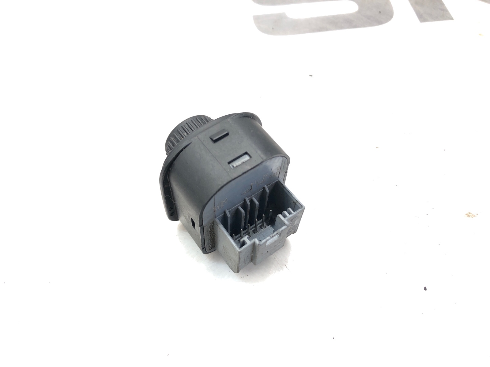 кнопка регулировки зеркал, 1000 рублей, Москва