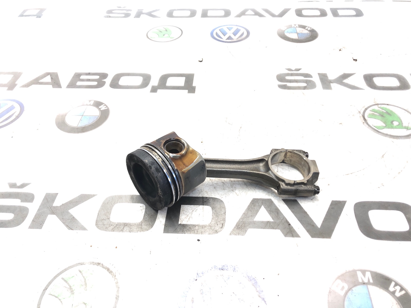 Поршень с шатуном, 3000 рублей, Москва