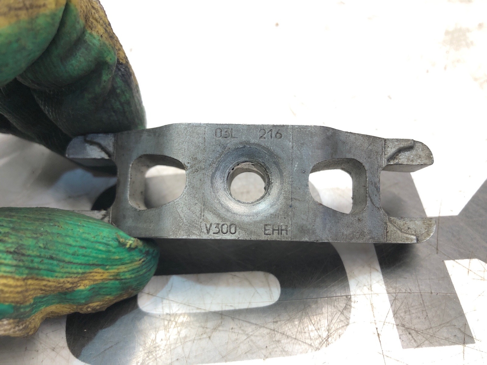 Кронштейн топливной форсунки, 750 рублей, Москва