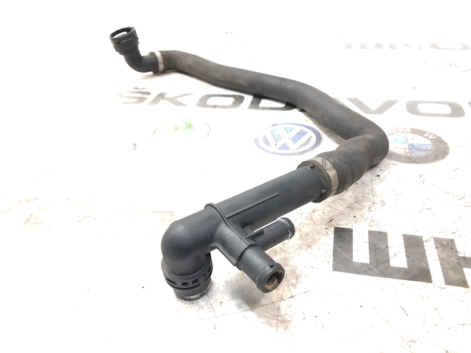 Патрубок радиатора нижний, 2000 рублей, Москва