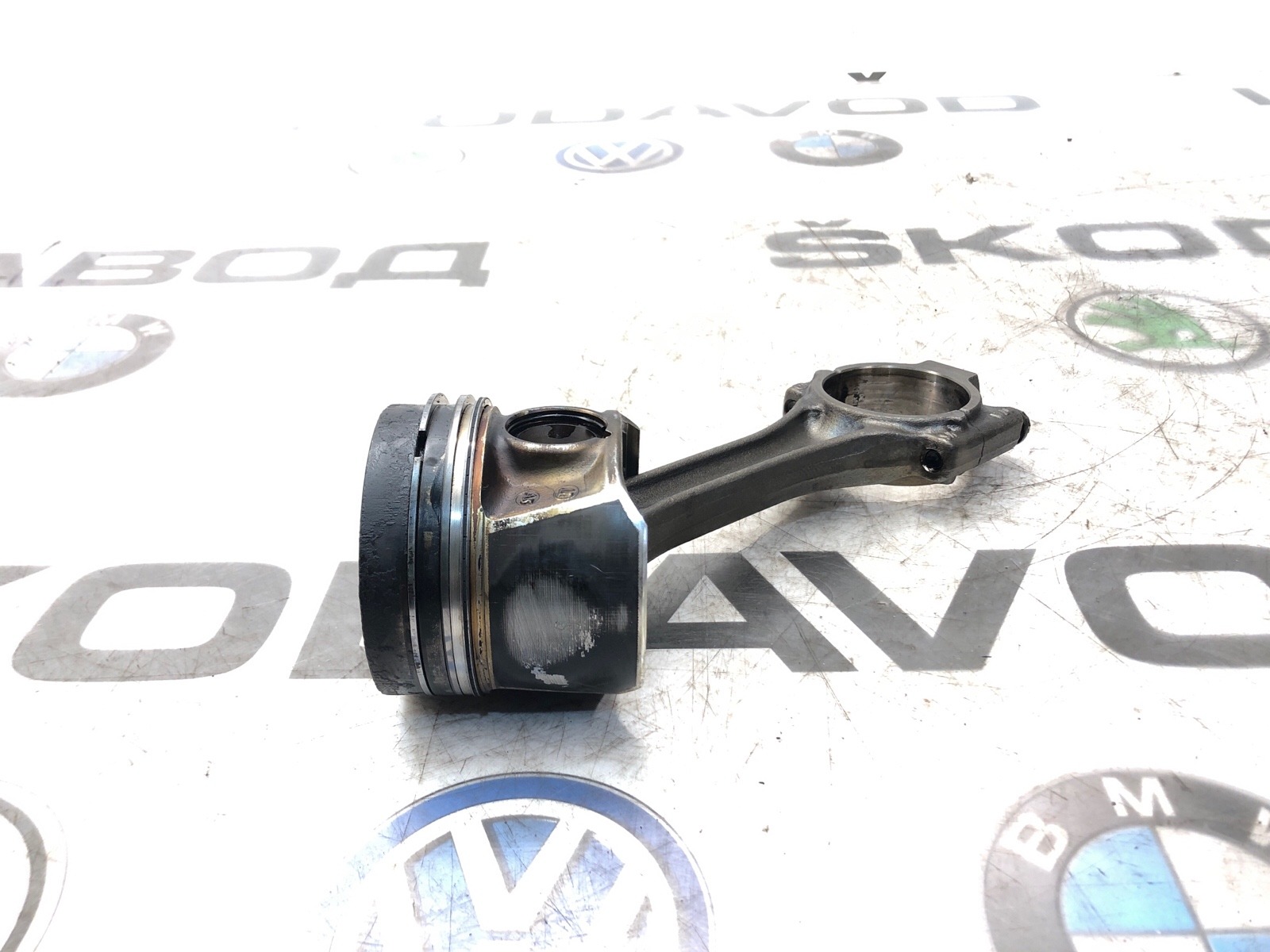 Поршень с шатуном, 3000 рублей, Москва