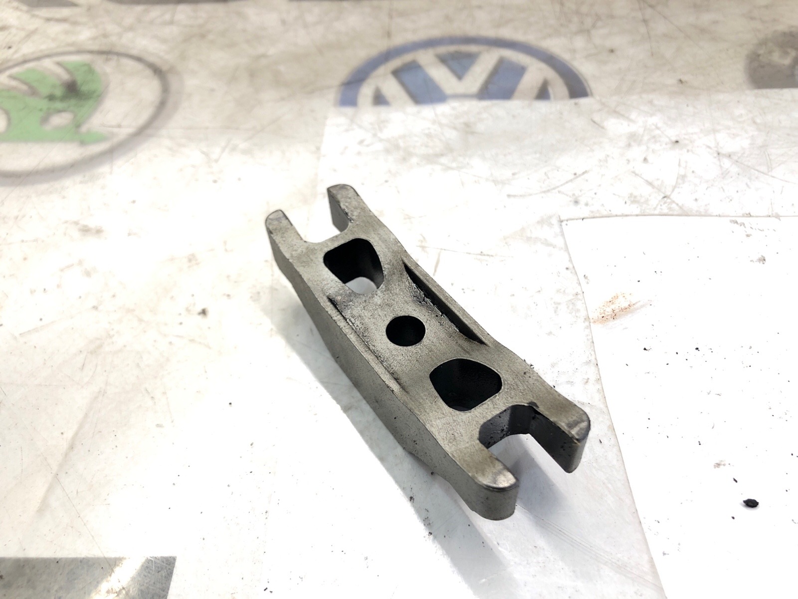 Кронштейн топливной форсунки, 750 рублей, Москва