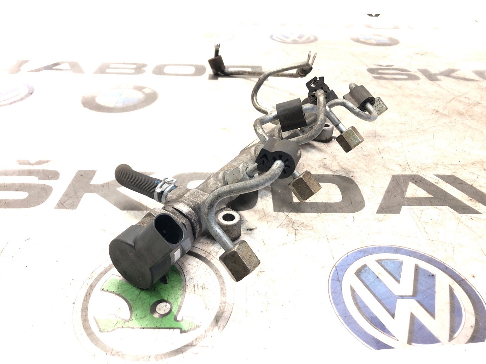 Топливная рампа, 10000 рублей, Москва